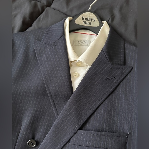 Michael Kors Men's Dark Blue Pinstripe Blazer - Picture 1 of 6